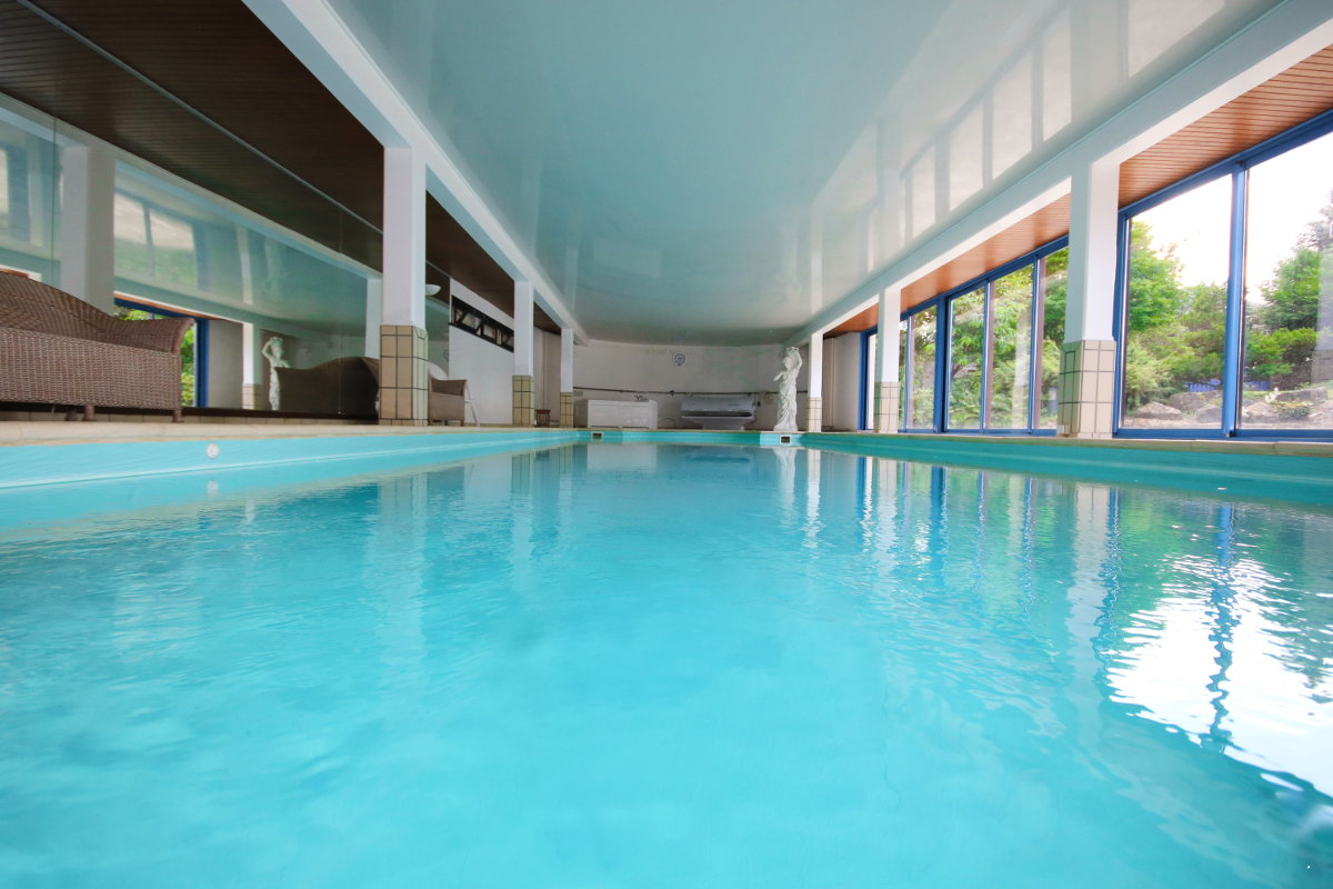 La piscine du manoir de la Mantille La piscine du manoir de la Mantille